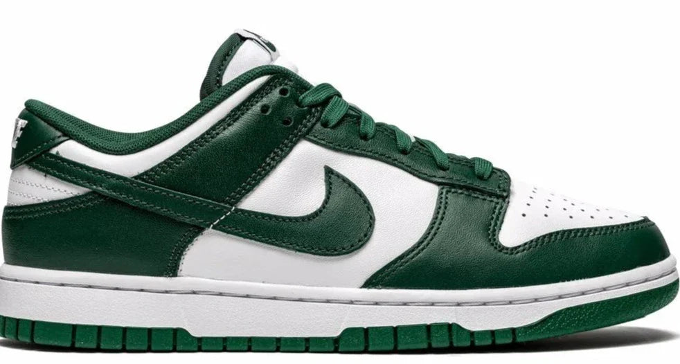 Nike SB Dunk Low "Team Green"