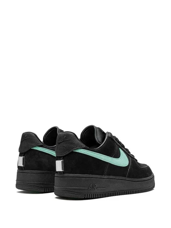 NIKE AIR FORCE 1 LOW TIFFANY & CO.