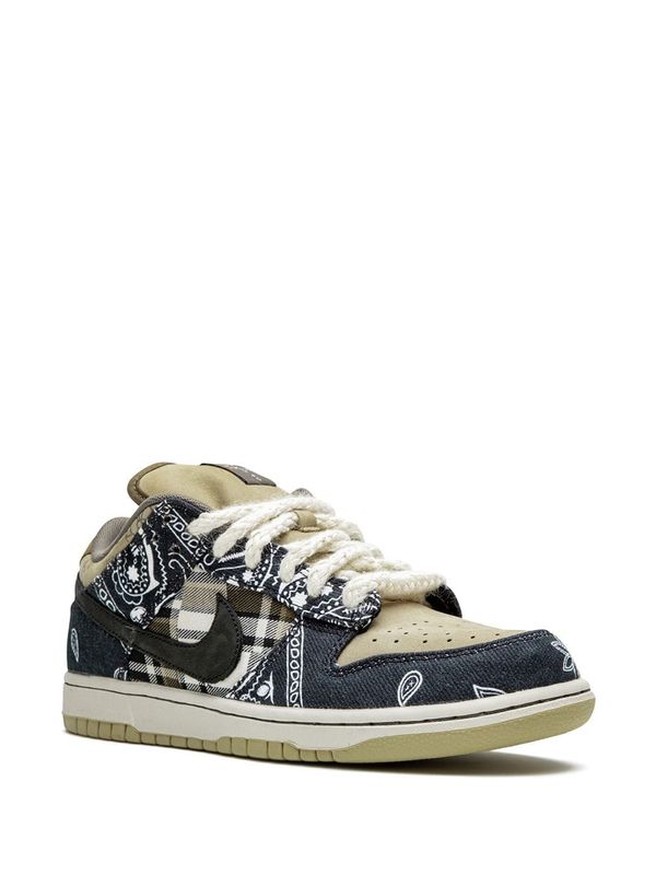 NIKE SB DUNK LOW “TRAVIS SCOTT”